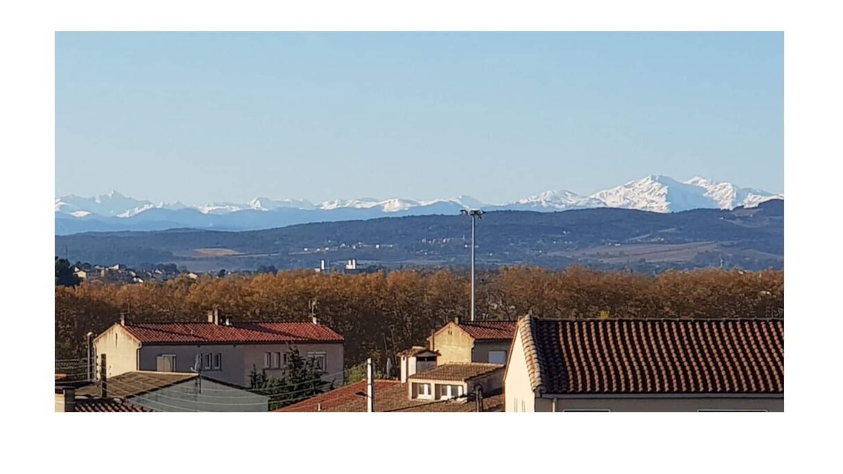 Carcassonne Apartment | ♥ ALL COMFORT! Air conditioning, Quiet, Parking, View of the Pyrenees, Elevator, Wifi ♥