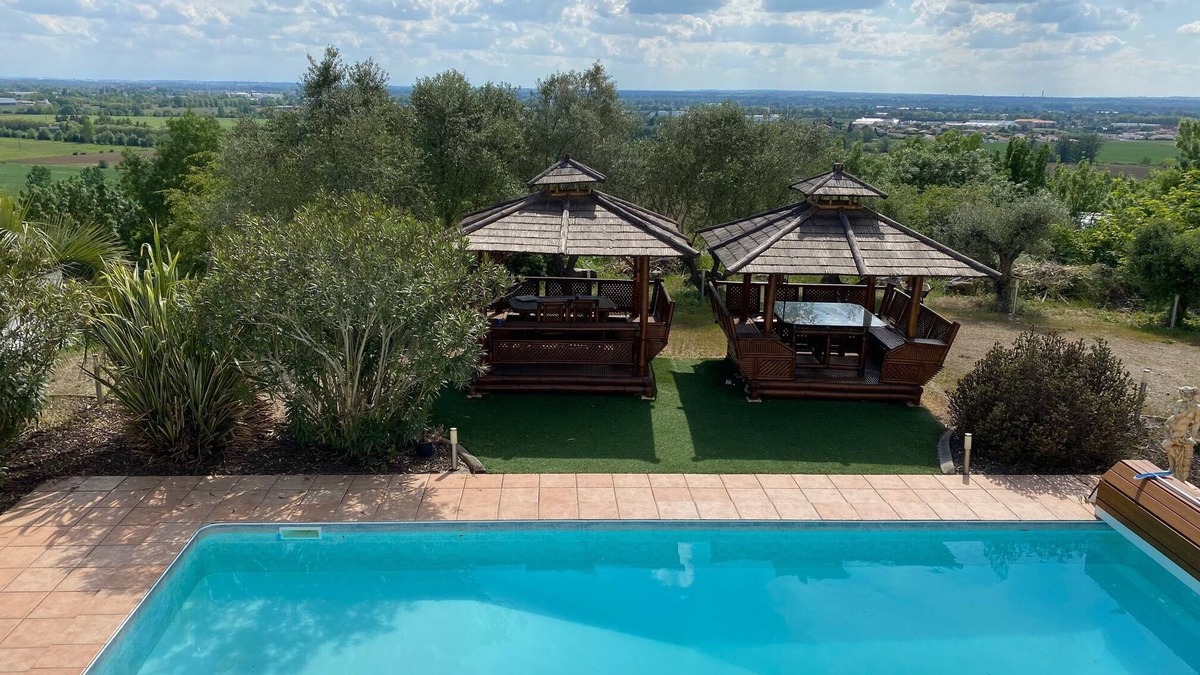 Saint-Sauveur House | ALL COMFORT, QUIET, BEAUTIFUL VIEW OF Toulouse - decoration as in BALI