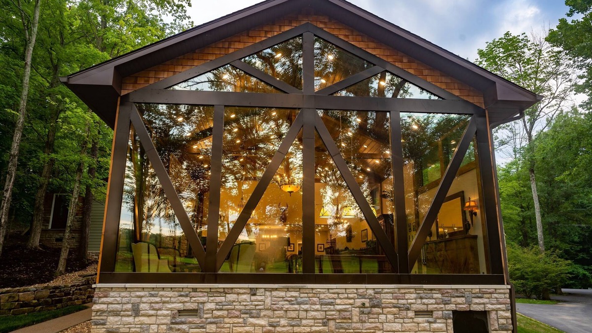 Carbondale House | All Pine Manor Estates Properties Now Open for Thanksgiving!