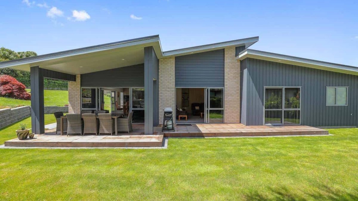 Springfield House | All Together | Two Houses with Spa Pool