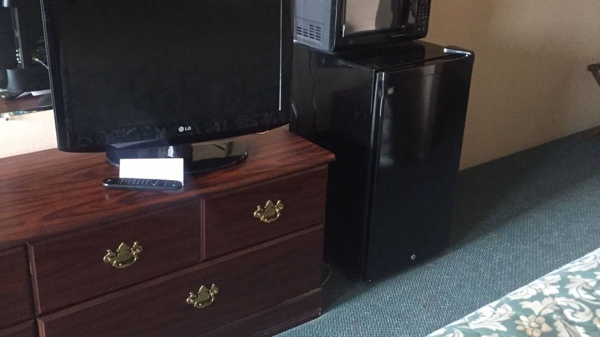 Sparta Hotel | Alleghany Inn
