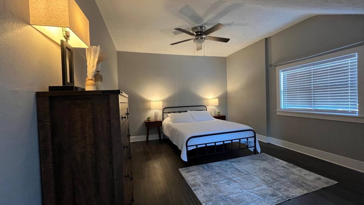 Wildwood Apartment | Allegheny Riverside One Bedroom Suite