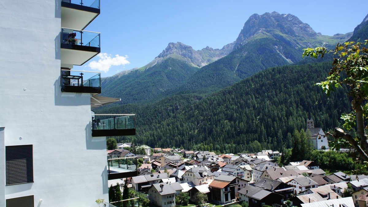 Engadin Scoul Apartment | Allegra and welcome to the vacation apartment Chasa Miramunt 7