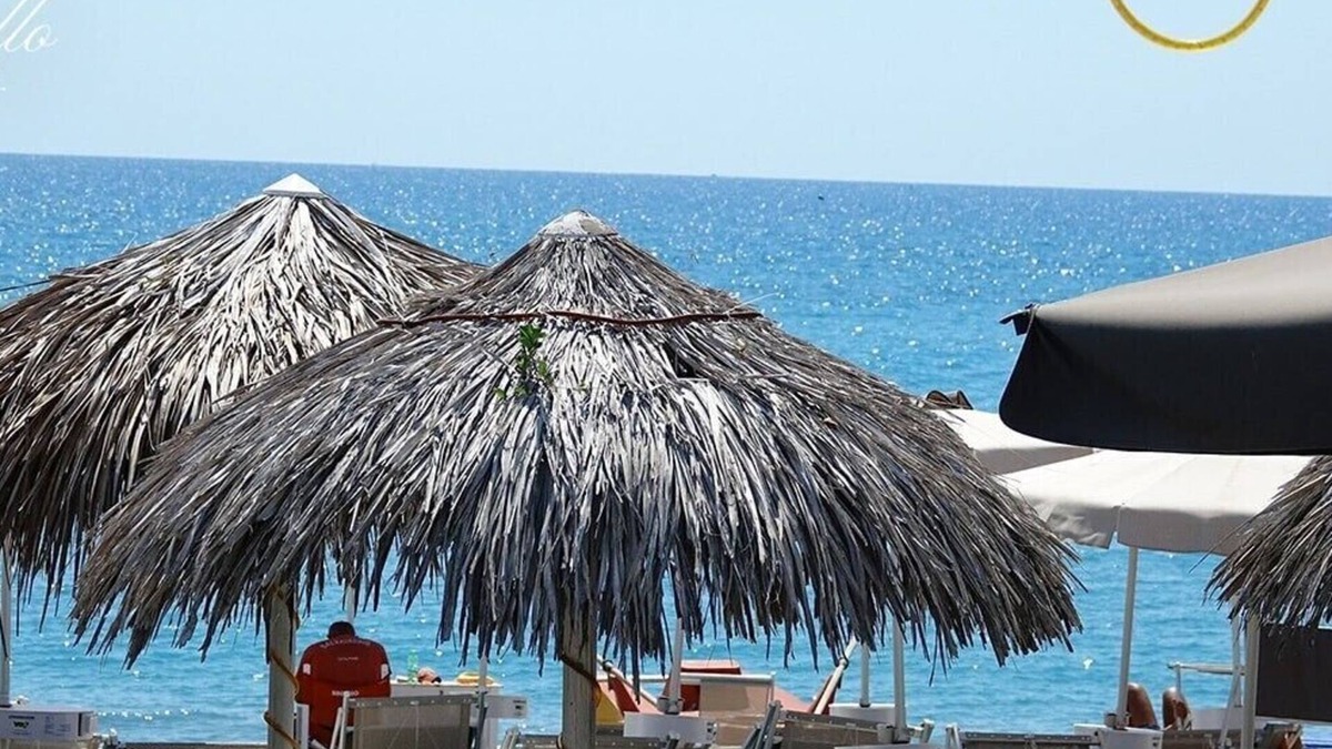 Vallecrosia Apartment | ALLEGRIA HOUSE A 5-minute walk from the sea, whole accommodation spacious and renovated