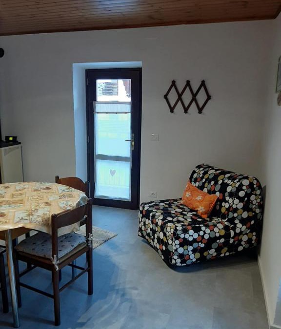 Vinadio Apartment | Alloggi Il Rododendro