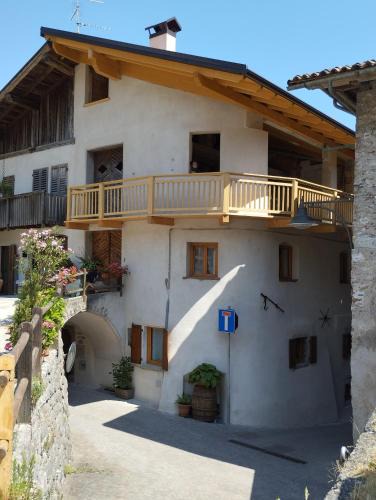 Dorsino Apartment | Alloggio Turistico LA VECIA DEL BORGO