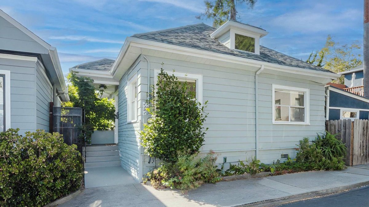 Mosswood House | Allura Oakland Your Private Sanctuary in the City