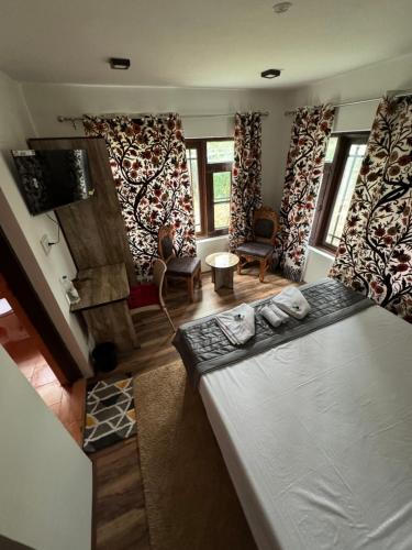 Pahalgam Hotel | ALMA Resort