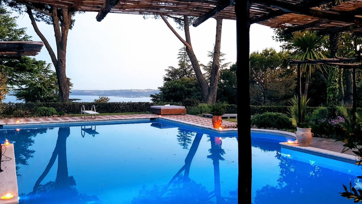 Sutri Hotel | Almanuda Naturist Village