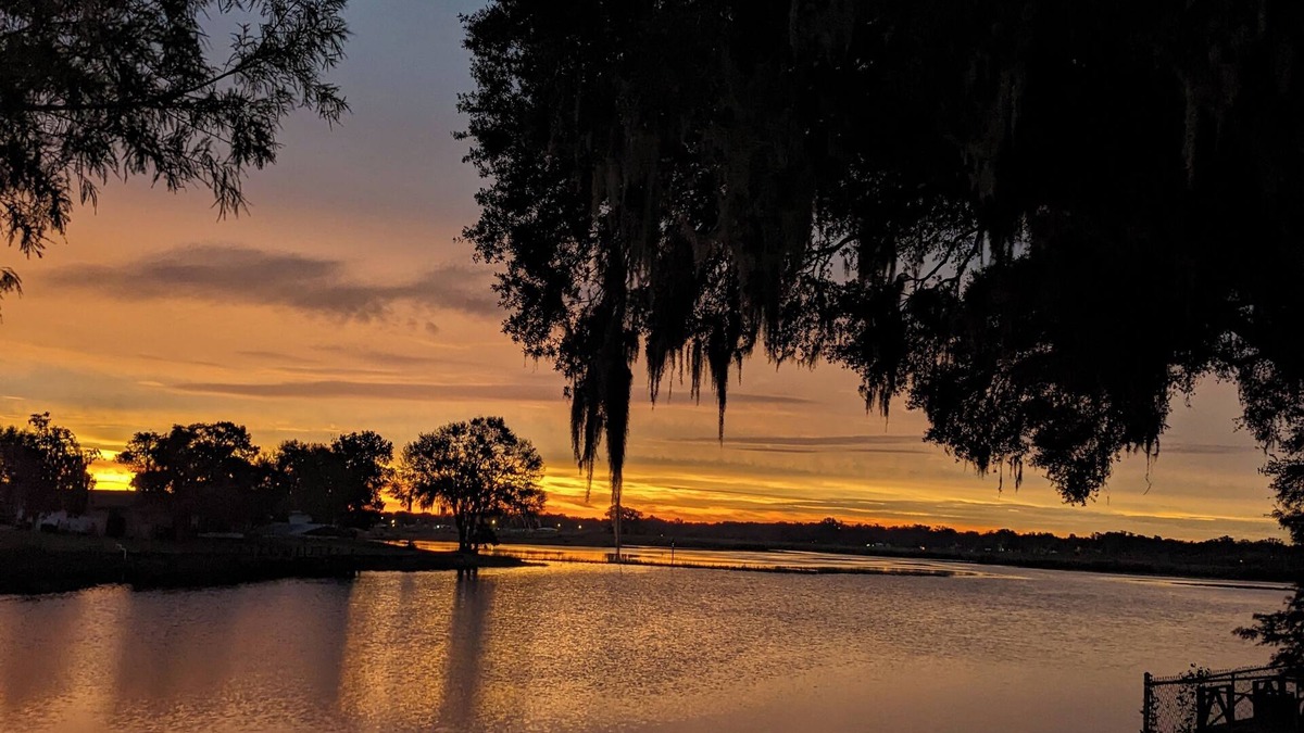 Inverness House | ALMOST HEAVEN,nperfect lake front propertyn