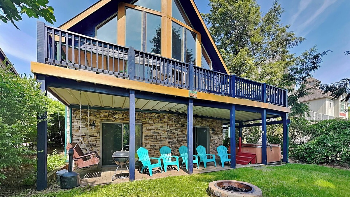 McHenry House | Almost Paradise | Lakefront + Spectacular Views!