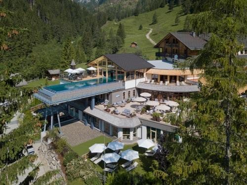 Tuffbad Ski Chalet | Almwellness-Resort Tuffbad