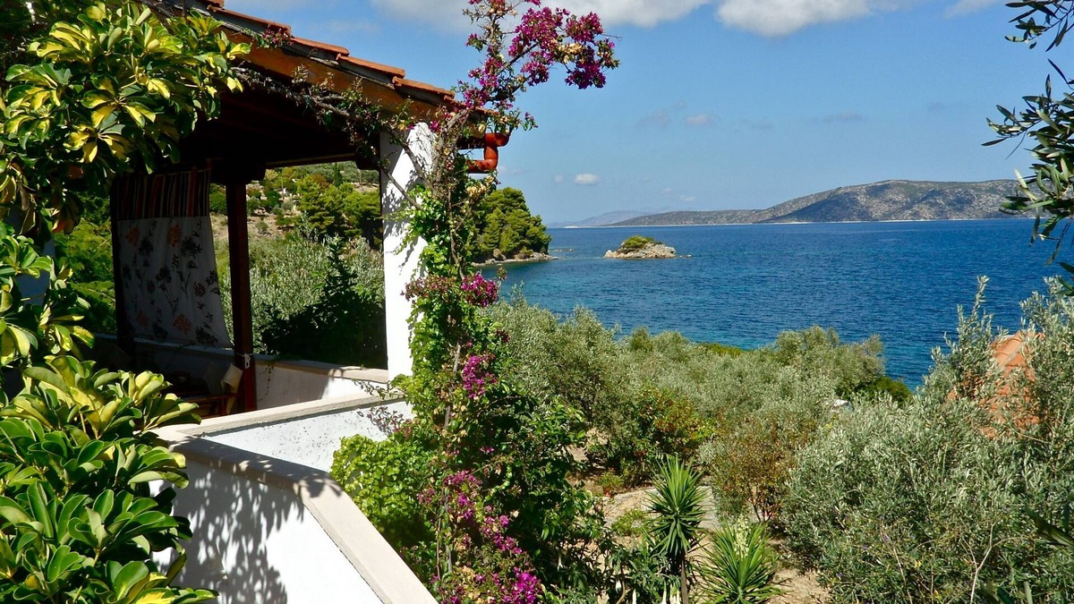 Steni Vala House | ALOE II - Flower Houses in Alonissos island