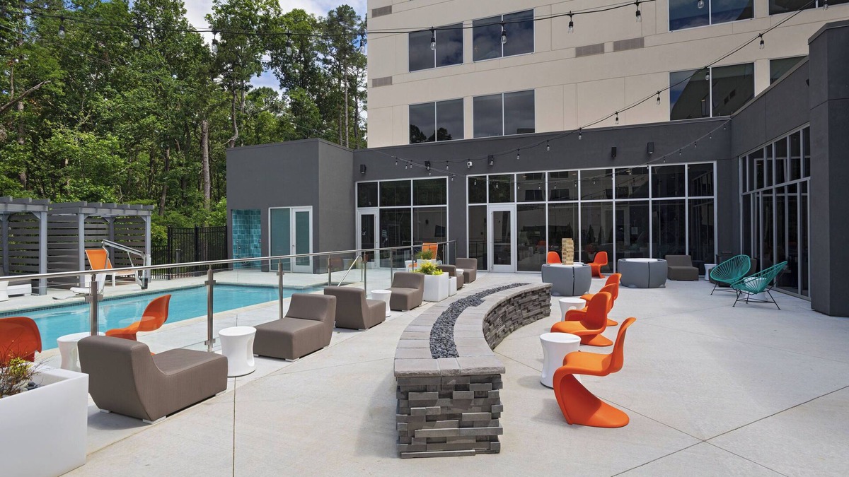 Ferndale Hotel | Aloft Little Rock West