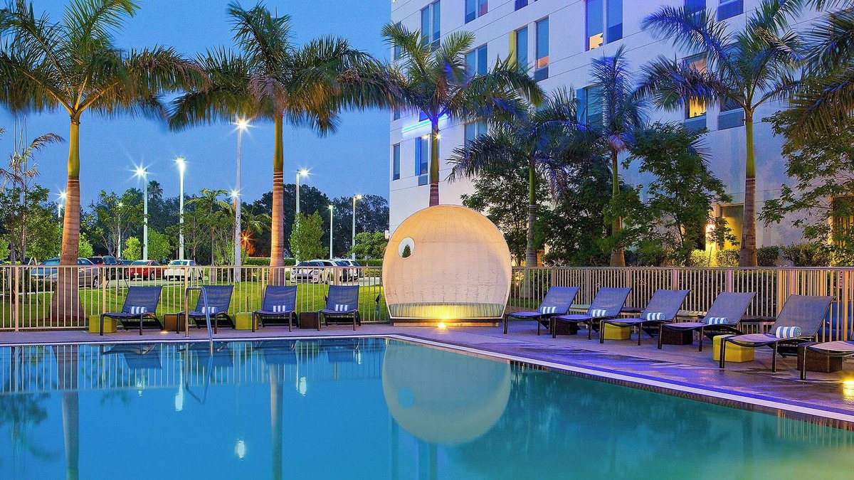 Doral Hotel | Aloft Miami Doral