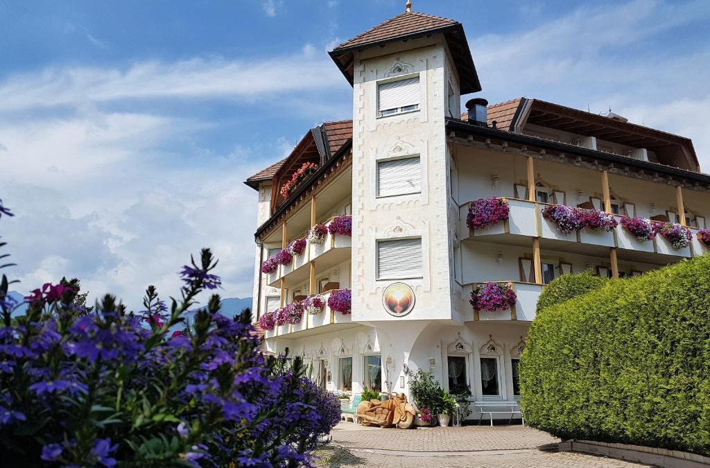 Villa Hotel | Alpenlandhotel Rodeneggerhof