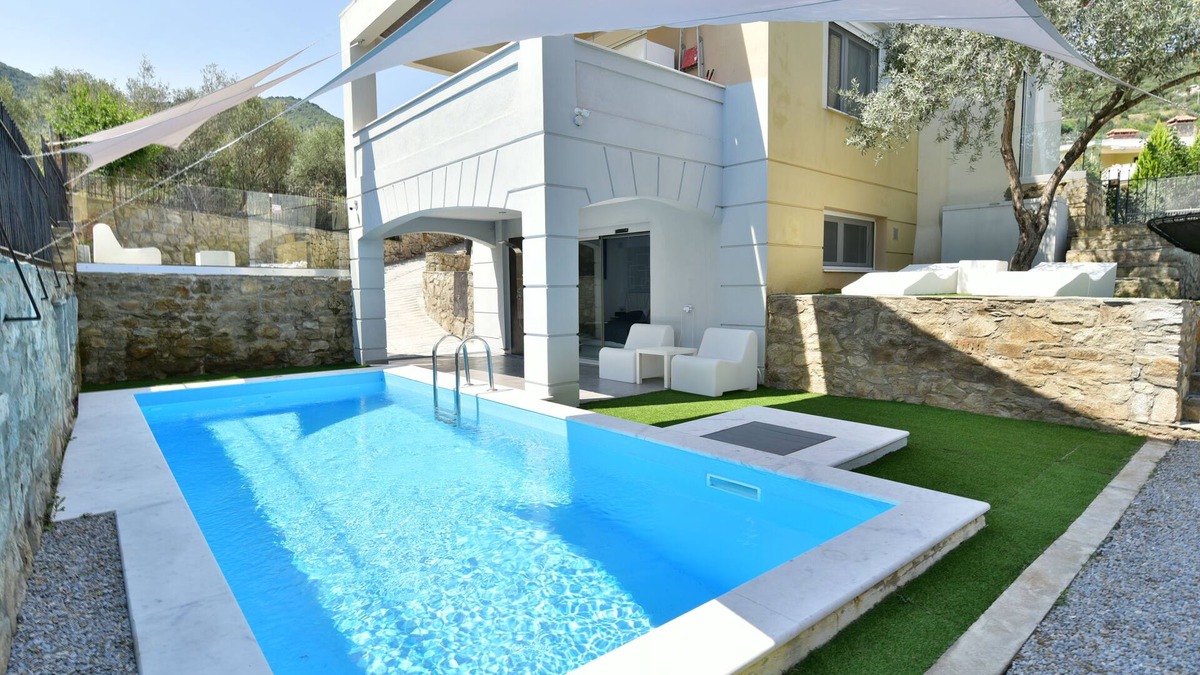 Palaio Tsifliki Apartment | Alpha Delta Pool Suite