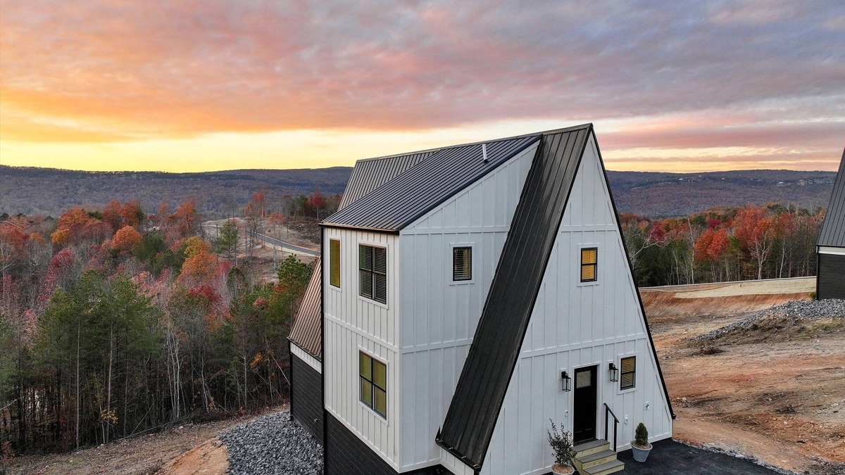 Chattanooga Valley Cabin | Alpine A-Frames | 6 cabins on a bluff | Sleeps 60 people!