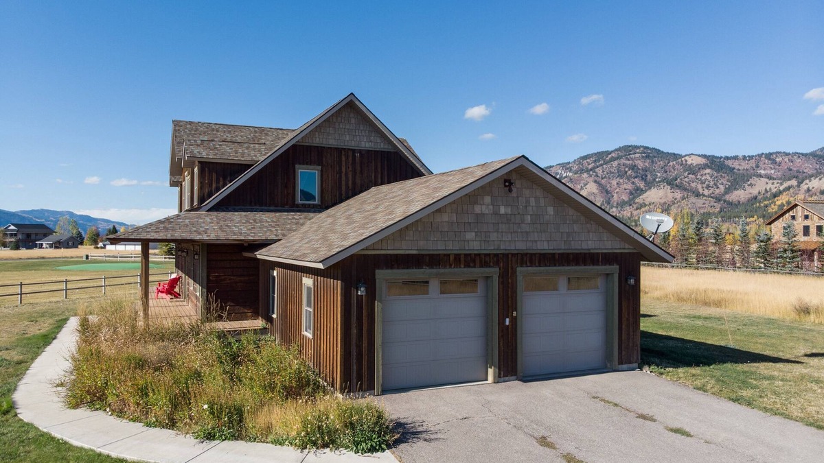 Alpine Northwest House | Alpine Airspace