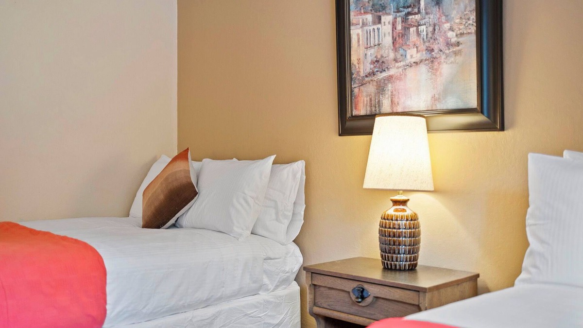 Tahoe Woods Condo | Alpine Escape (Room), near lake & ski