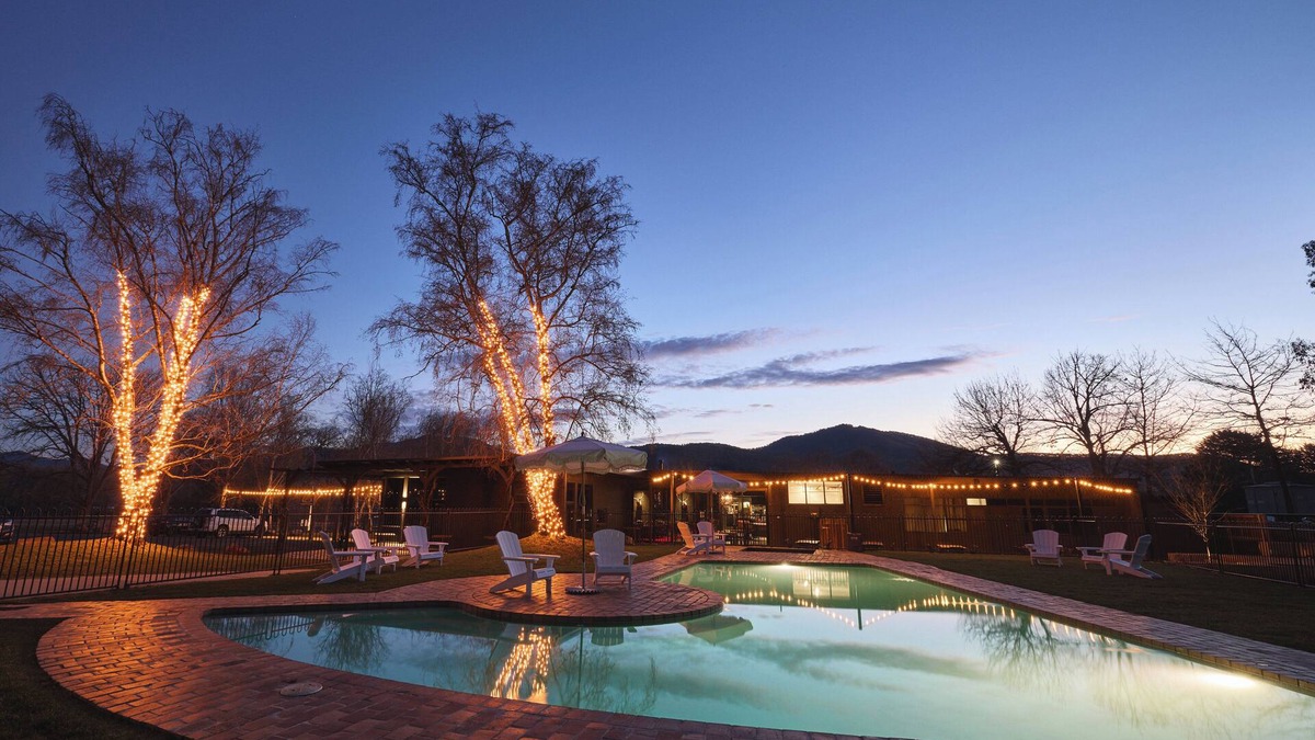 Khancoban Hotel | Alpine Inn