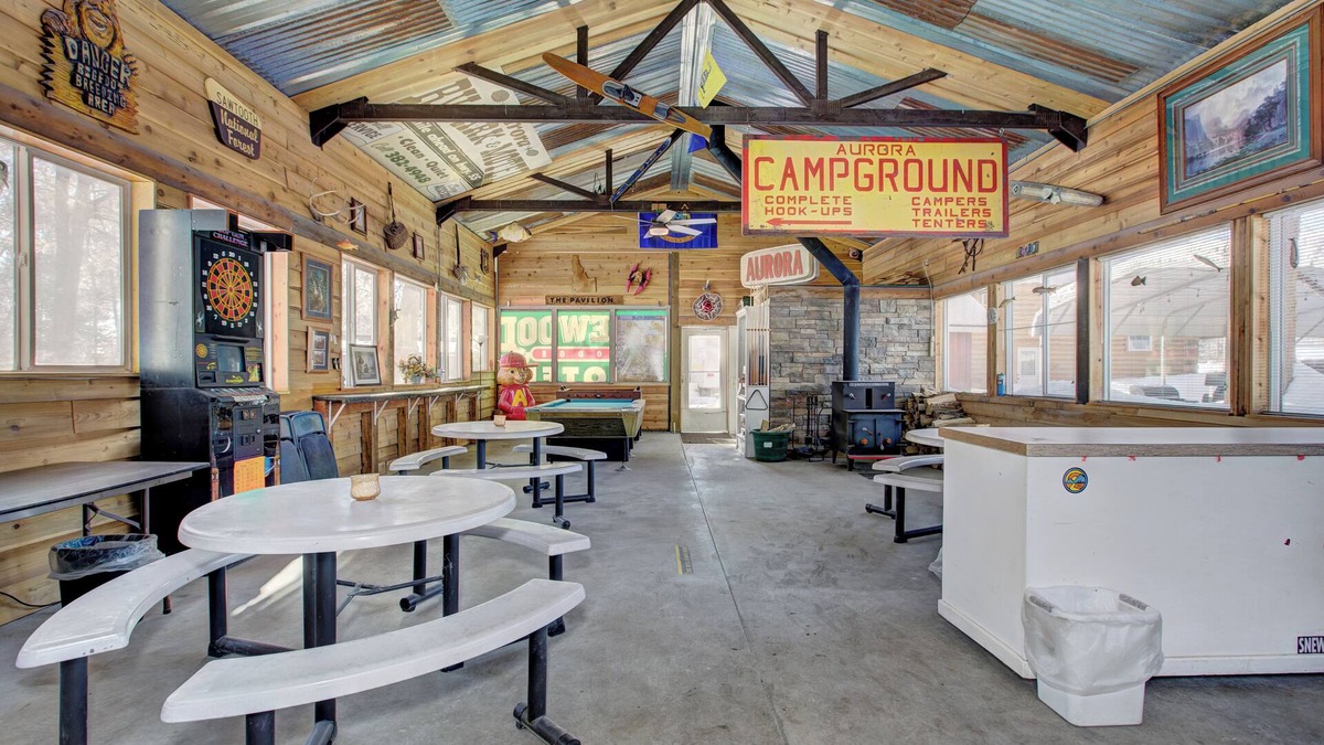 Cascade Hotel | Alpine Lodge and RV
