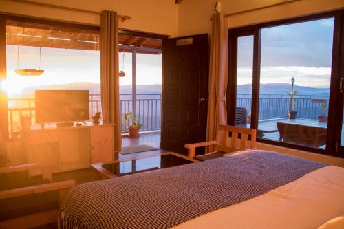 Majkhali Hotel | Alpine Rhapsody