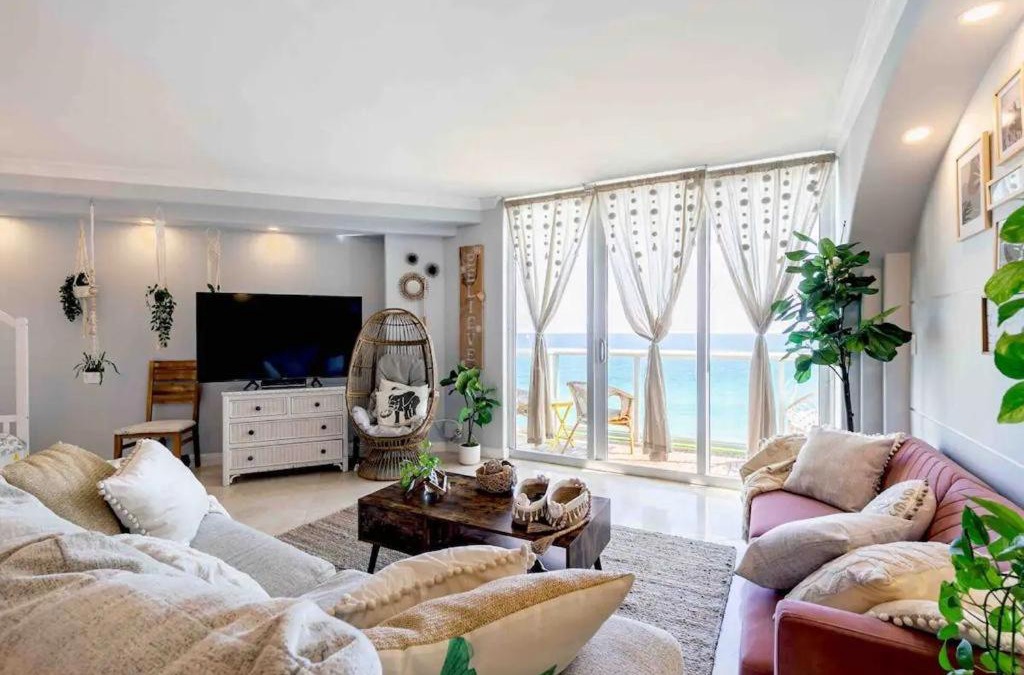 Hollywood South Central Beach Apartment | Alquiler temporario Miami