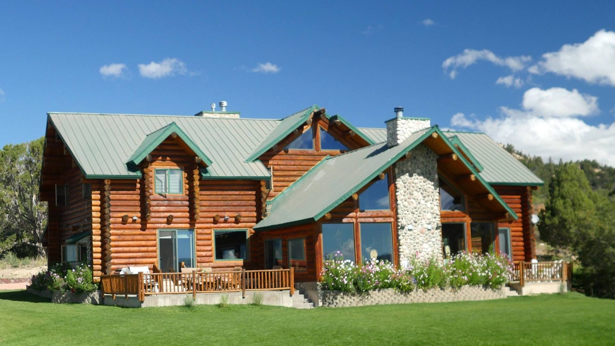 Alton Cabin | Alton Lodge/Spacious Log Home on beautiful, quiet 20 acres with large Kitchen