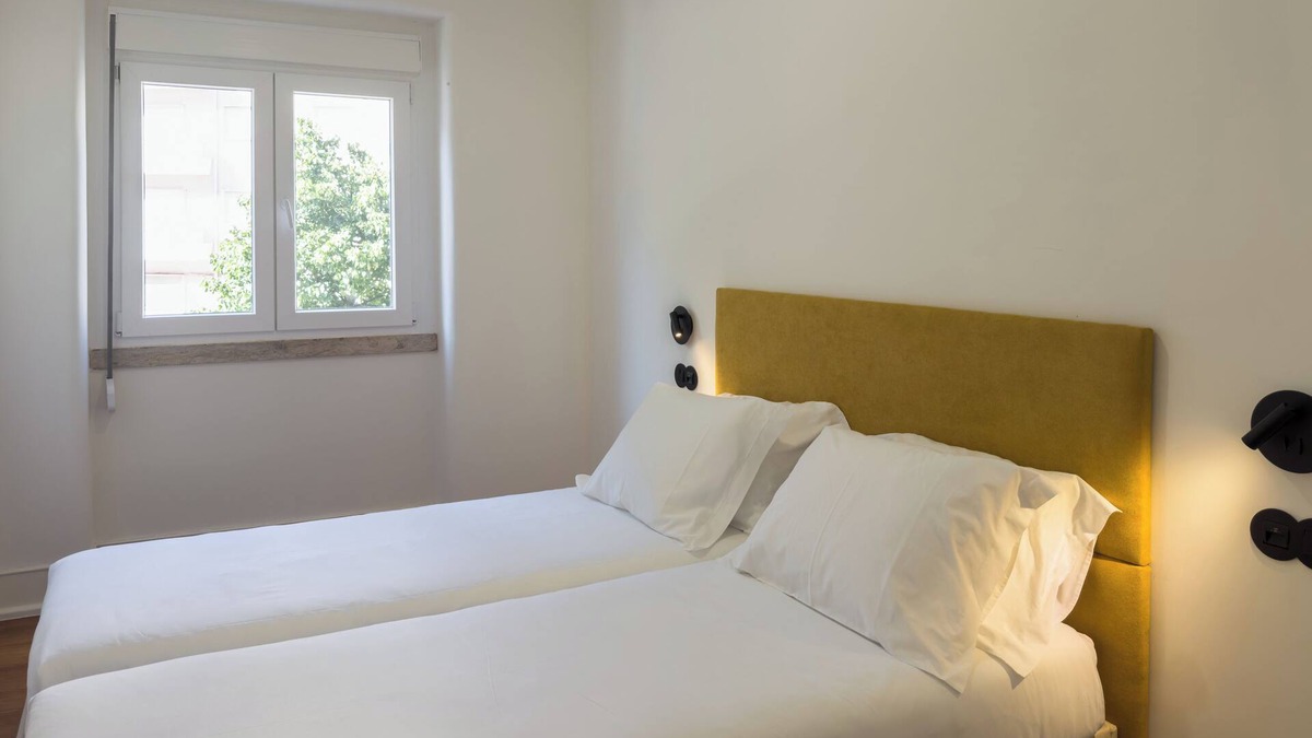 Falca Apartment | Alvalade 58 - Charming 2 Bedroom Apartment Near the Airport and City Center