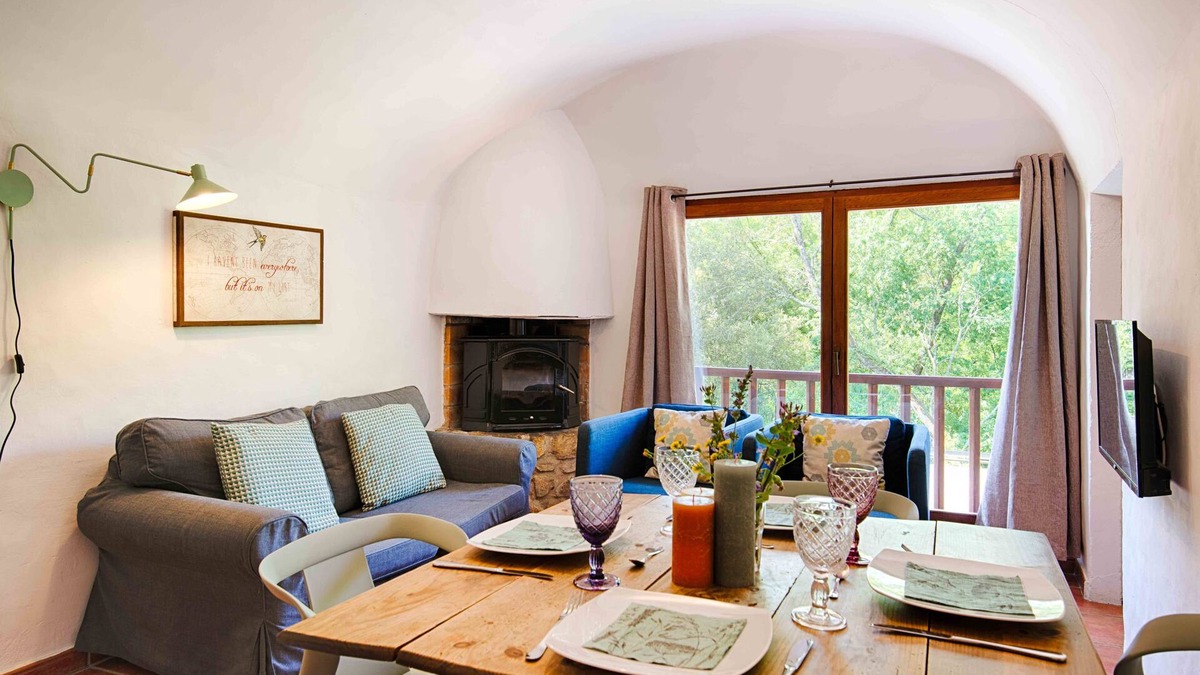 Sales de Llierca Apartment | Alzina (4 pax)