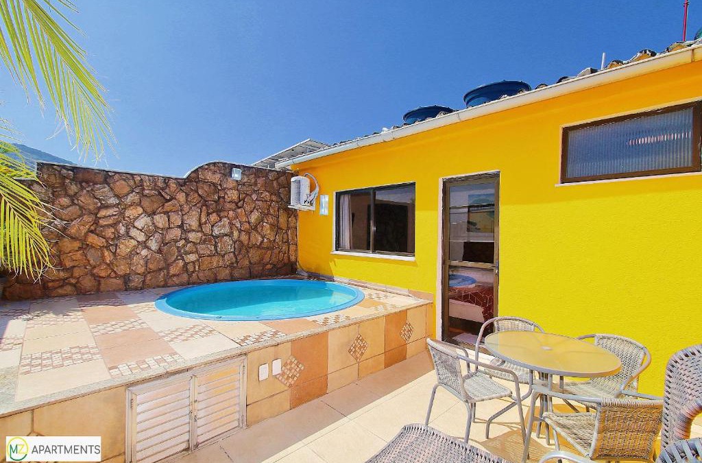 Copacabana Apartment | Amável cobertura duplex com piscina particular