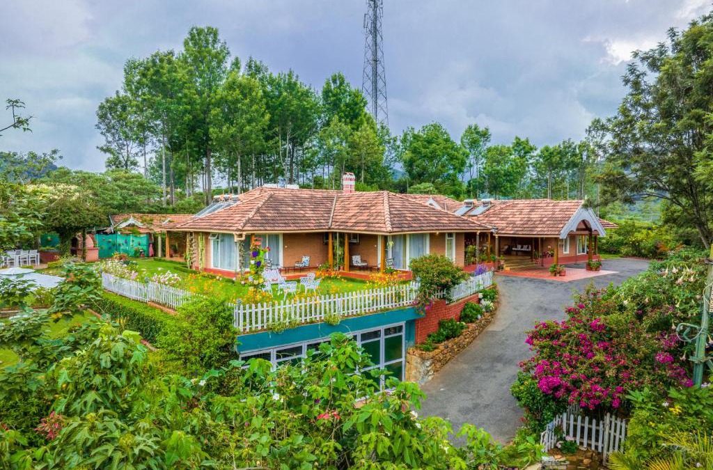 Kotagiri Villa | amã Stays & Trails Raven's Nest , Kotagiri