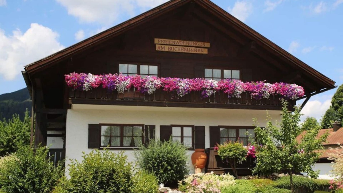Ried House | am Buchbrunnen Comfortable holiday residence
