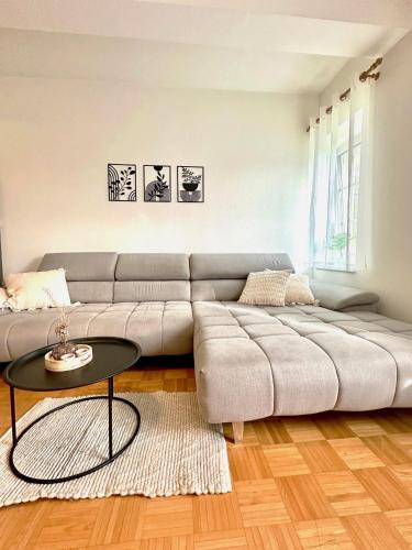 Deutschlandsberg Apartment | Am Fuße der Burg