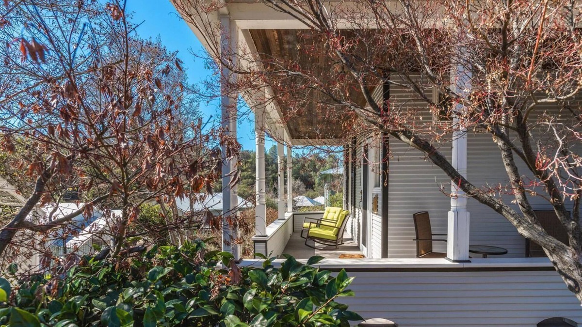 Amador City House | Amador-able City home steps from charming Main St