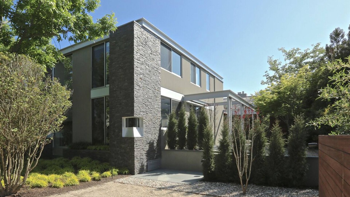 Amagansett Dunes House | Amagansett Dunes House 200 feet to Ocean Beach