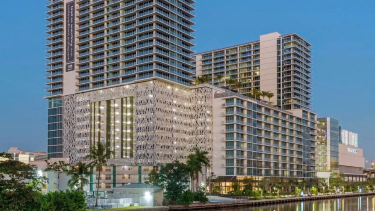 Allapattah Apartment | Amazing 2 Bed Room 2 bath Miami High rise with water views