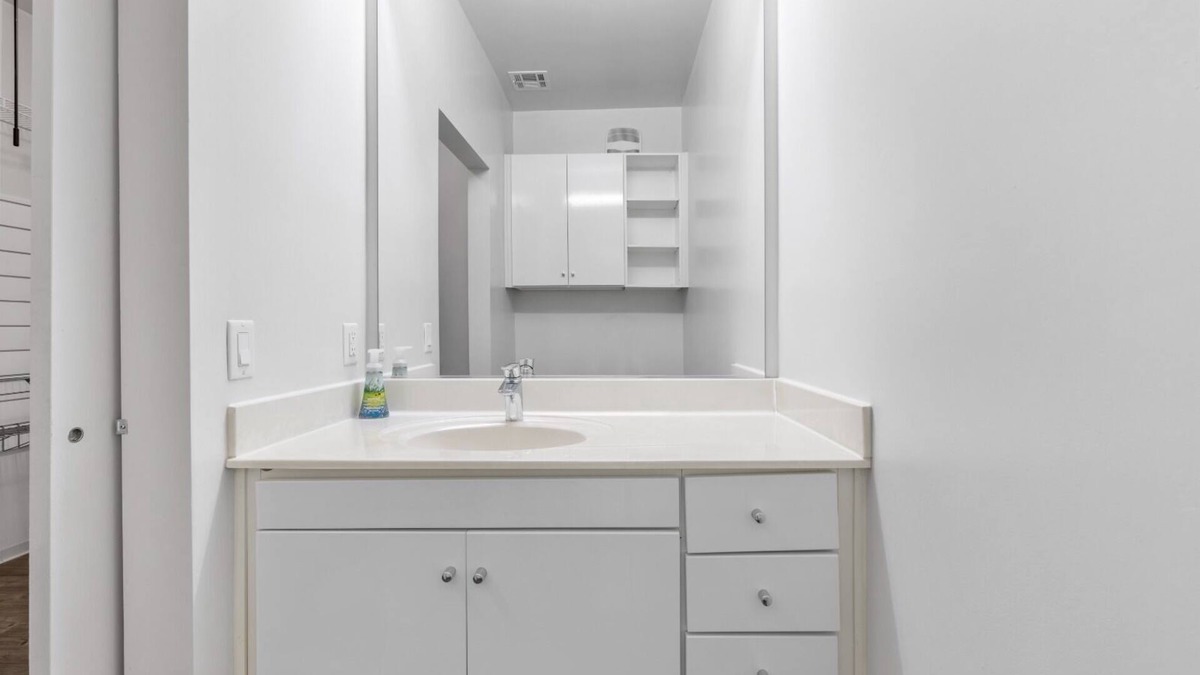 Assembly Square Apartment | Amazing 2 bedroom 2 bathroom at the heart of assembly