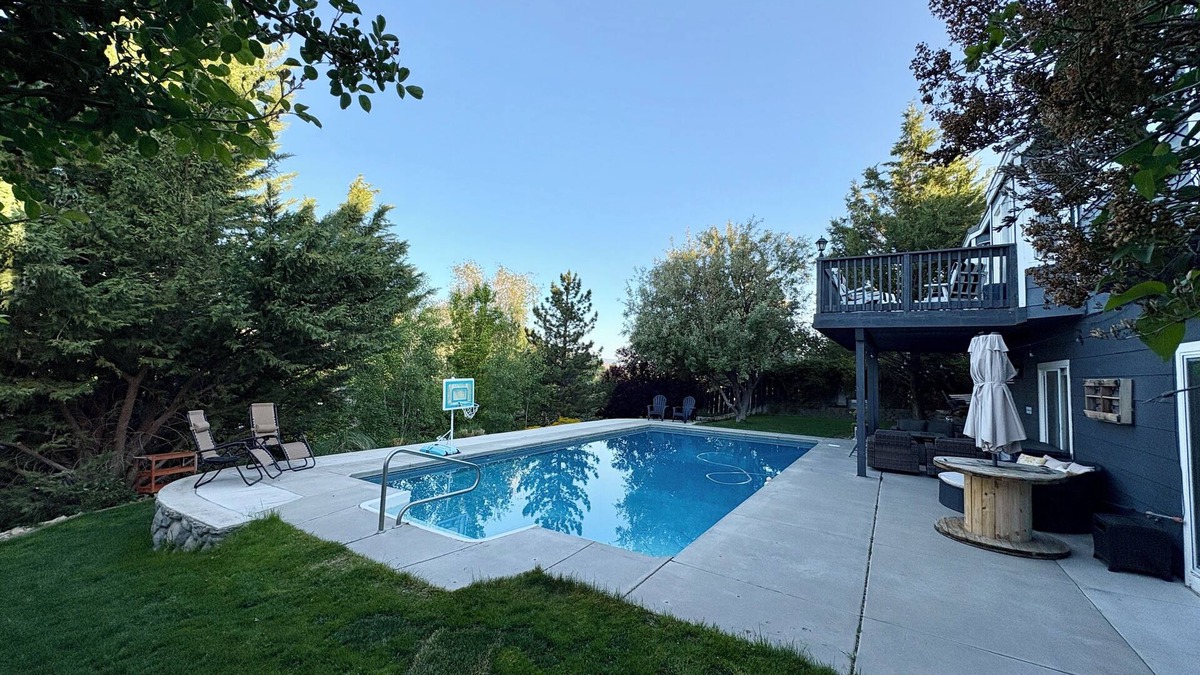 Virginia Foothills House | Amazing 2-bedroom guest house with pool. Very Private and Quiet Neighborhood!