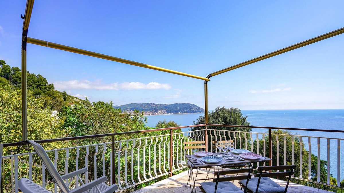 Capo Mimosa-Rollo Apartment | Amazing apartment in Cervo with WiFi