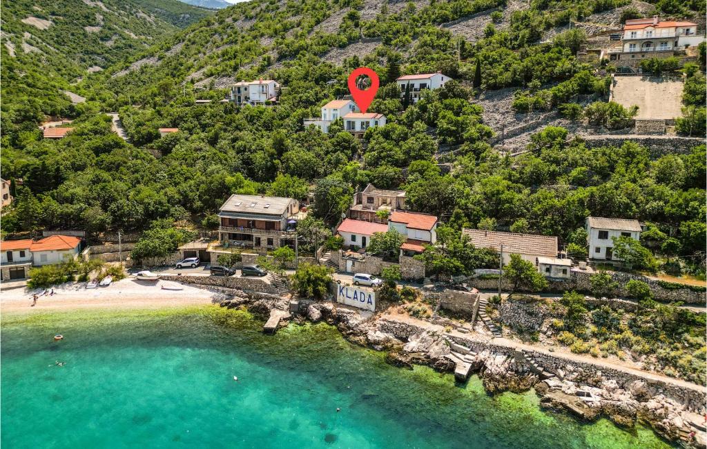 Donja Klada Apartment | Amazing Apartment In Klada With Kitchen