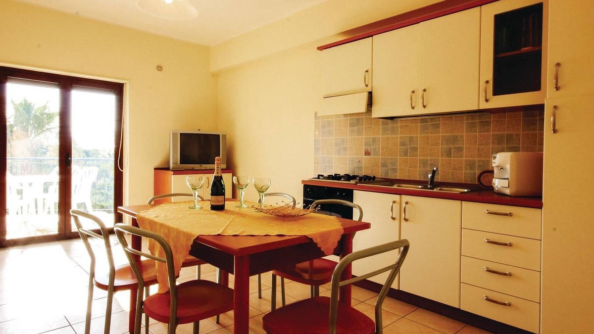 Acquedolci Apartment | Amazing apartment in Acquedolci (ME)