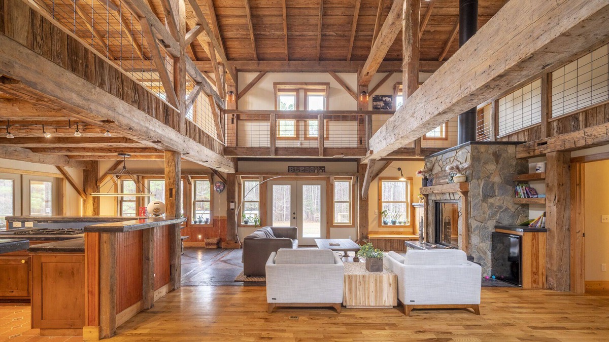 New Hill House | Amazing Barn Style Farmhouse with private pond