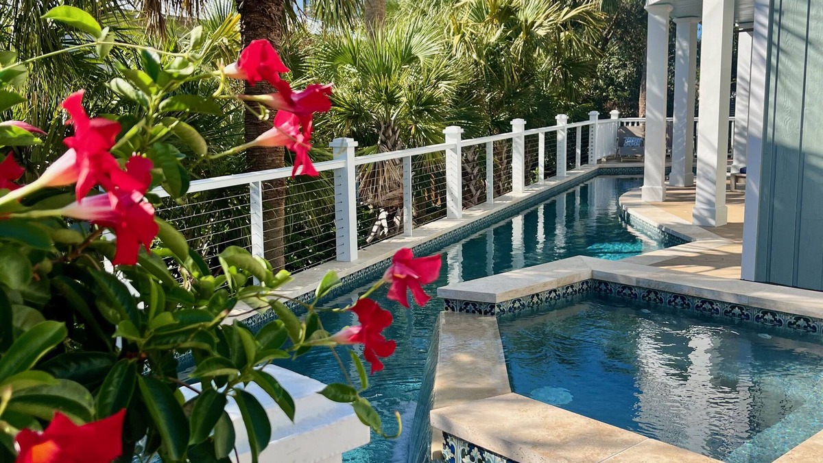 Isle of Palms House | Amazing Beach House, Sleeps 12, Great Ocean Views, New Heatable Pool & Jacuzzi!