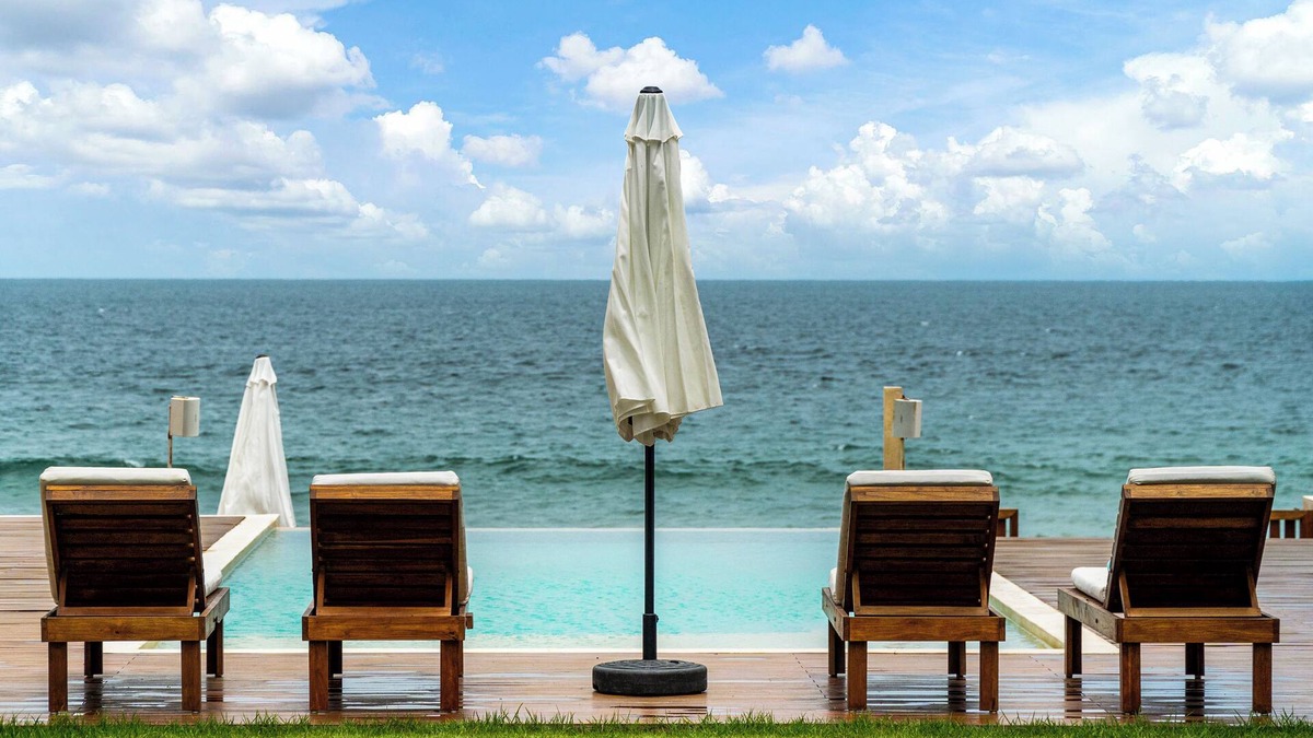 Litibu Villa | Amazing Beachfront Villa 13 Full Rooms With Bathroom