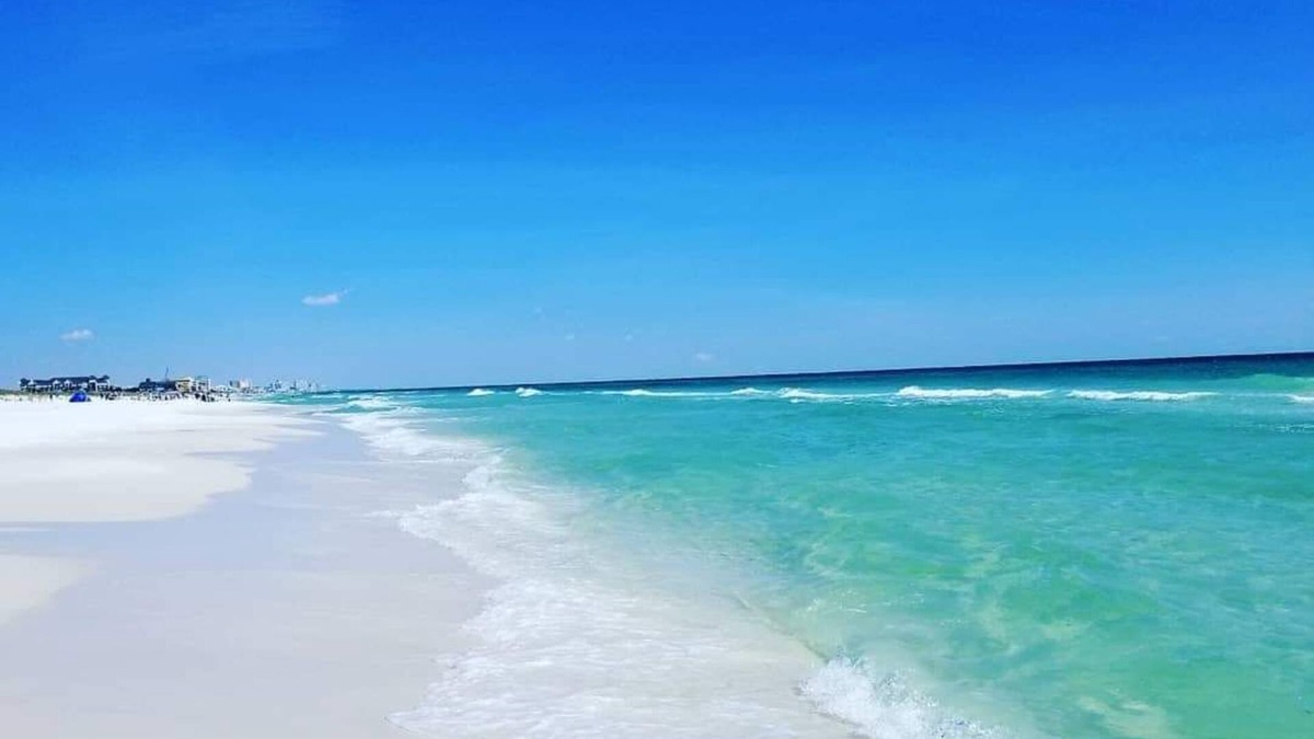 Holiday Isle Condo | Amazing Condo with Private Beach and all Beach Gear included!