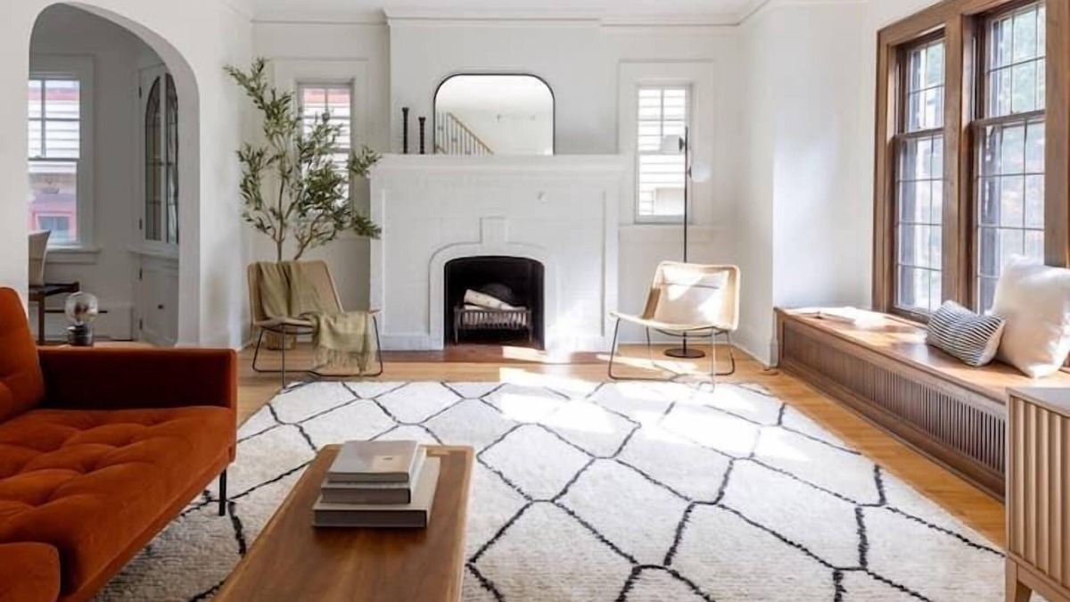 Milwaukee House | Amazing Family Home in Whitefish Bay!