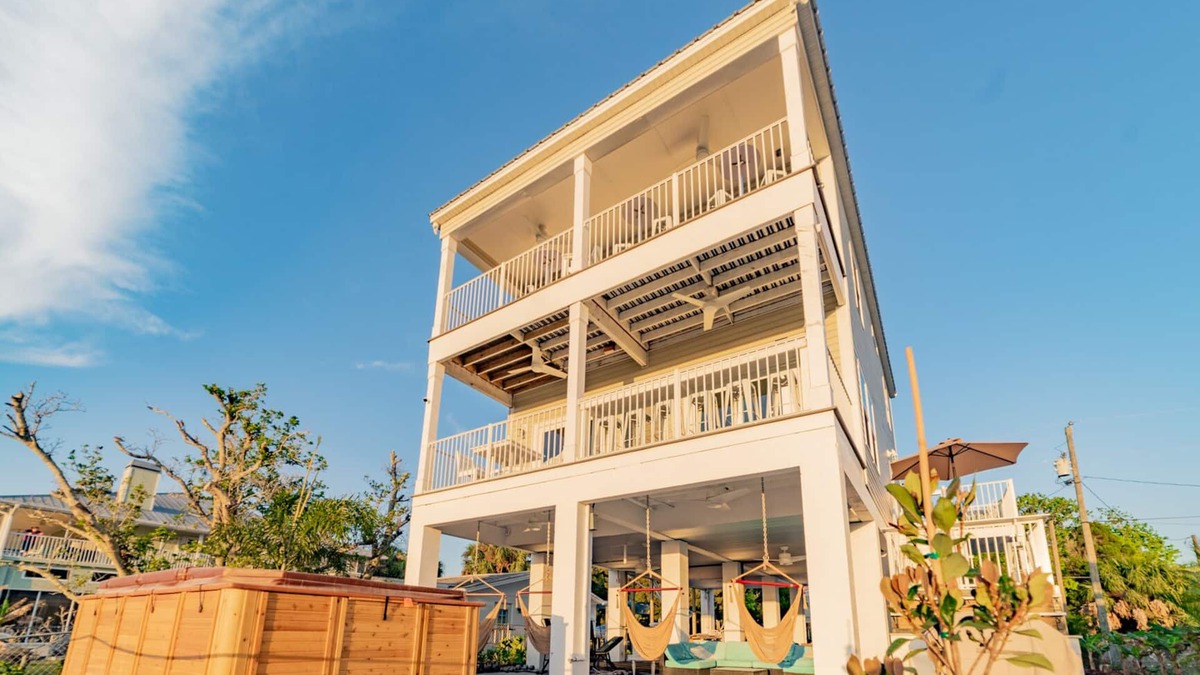 Map Of Hudson House | Amazing Gulf of Mexico Sunsets at Mangrove Manor!