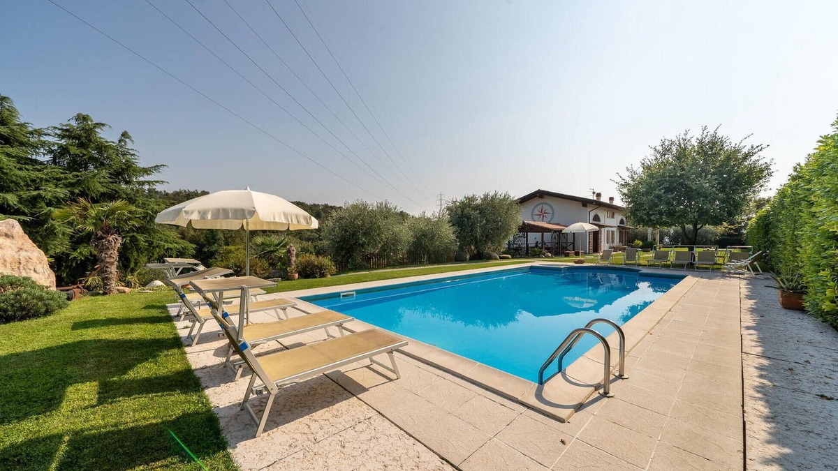 Ceredello House | Amazing home in Caprino Veronese VR
